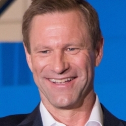 Aaron Eckhart