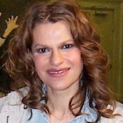 Sandra Bernhard